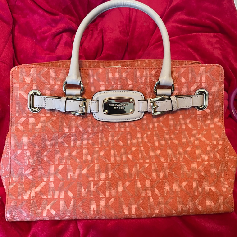 Michael Kors purse- barely used